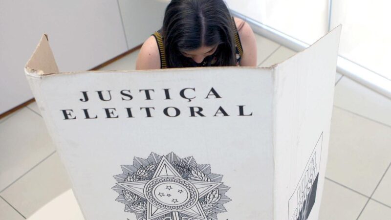 Pesquisa Ipec Ceará: na espontânea, 44% das mulheres ainda não decidiram voto para Governo do Ceará