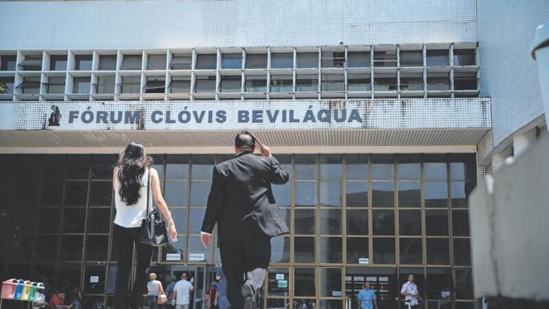 Acusado de atropelar e matar homem com 19 facadas em Fortaleza vai a julgamento após 16 anos