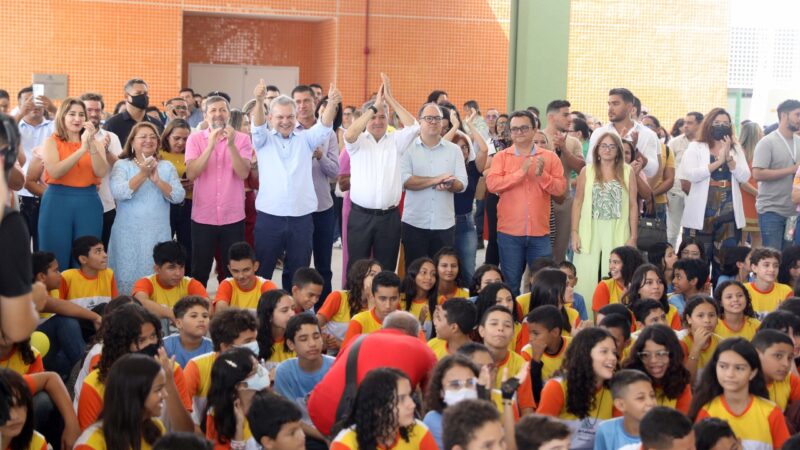 No Siqueira, Prefeito Sarto inaugura quarta Escola de Tempo Integral da gestão