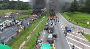 Maioria do STF confirma determinação para que polícias desbloqueiem rodovias