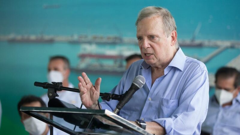 Tasso apresenta PEC com R$ 80 bilhões fora do teto em 2023 como alternativa à PEC da Transição
