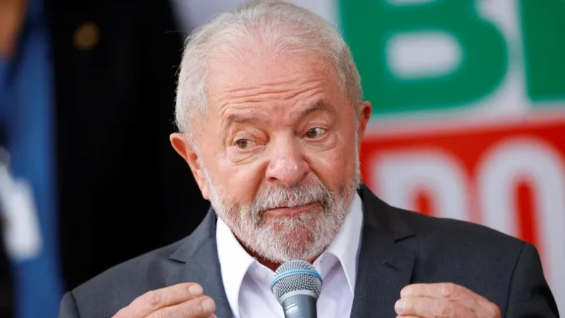 Após anúncio de ministros, Lula deve encontrar futuros comandantes da Forças Armadas