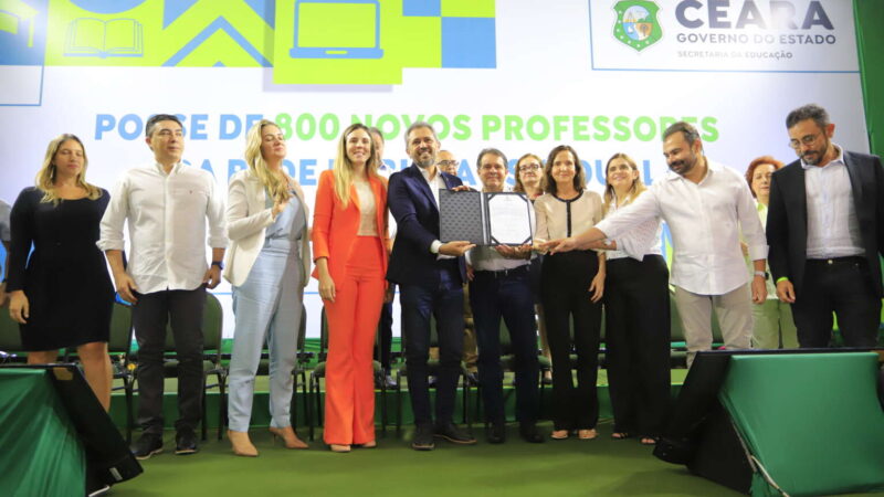 800 novos professores são empossados para fortalecer a rede estadual do Ceará
