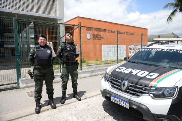 PMCE intensifica ações de policiamento nas escolas com a volta às aulas