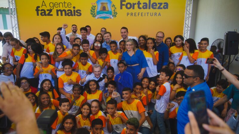 Prefeito inaugura 6ª Escola de Tempo Integral da gestão no Cais do Porto