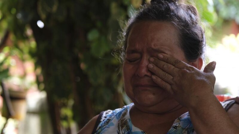 Expulsos pela chuva: a saga de famílias que estão desabrigadas ou vivendo em áreas de risco no CE