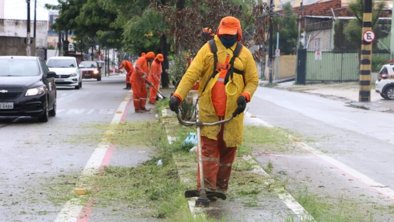 Avenidas Virgílio Távora e Pontes Vieira recebem mutirão de zeladoria da Prefeitura nesta quinta-feira (20/04)