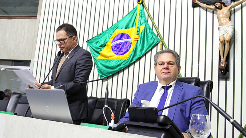 Vinte propostas tramitam na Alece nesta terça-feira