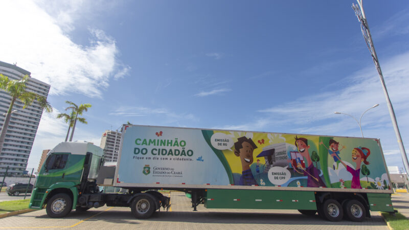 Caminhão do Cidadão segue rota de ações em Fortaleza, Araripe, Salitre e Aratuba