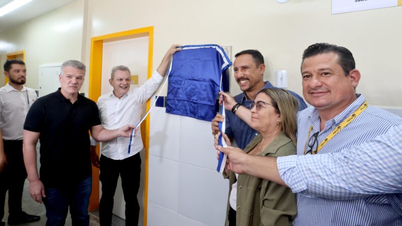 Prefeito Sarto entrega primeiro posto requalificado, nova farmácia polo e função inédita no app Mais Saúde