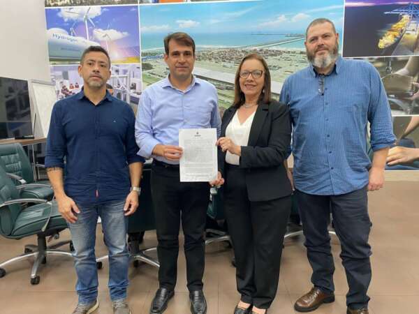 Governo do Ceará assina Termo de Compromisso com a Paquetá Calçados