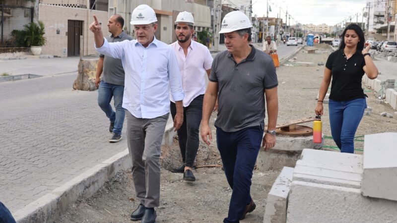 Prefeito Sarto fiscaliza obras de urbanização da Av. Sargento Hermínio