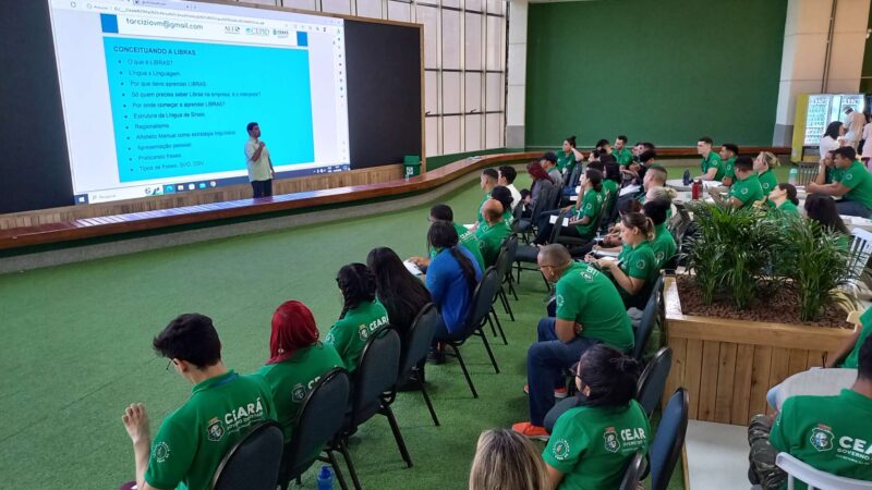 Cidade Mais Infância promove capacitação em Libras para colaboradores