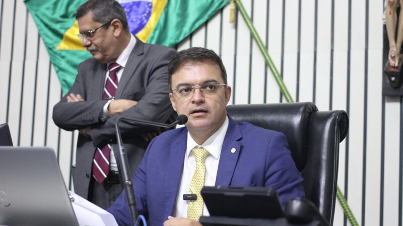 Fernando Santana anuncia parecer da Procuradoria da Alece sobre CPI da Enel