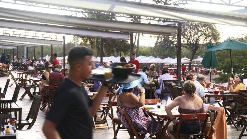 Ceará deve oportunizar cerca de 3.400 empregos temporários no fim do ano