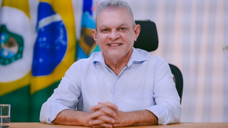 Prefeito Sarto anuncia pagamento antecipado da 2ª parcela do 13º salário no dia 12 de dezembro