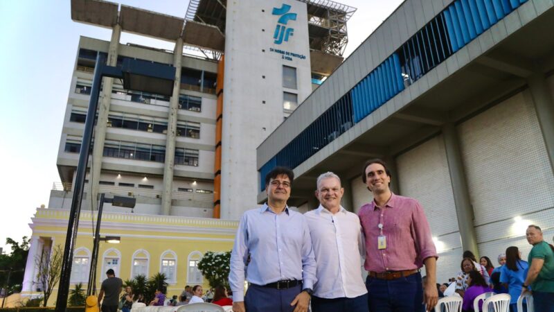 Prefeito José Sarto anuncia reforma e modernização de UTIs do IJF