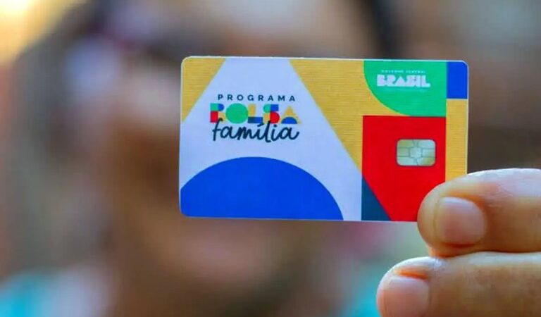 Beneficiários do Bolsa Família com NIS final 7 recebem nesta segunda-feira (26/02)