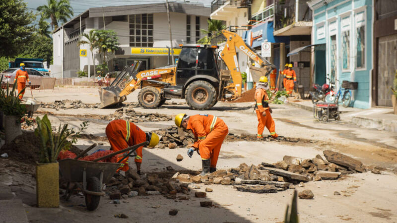 Cagece amplia sistema de esgoto de Redenção: moradores devem aguardar autorização para se interligar