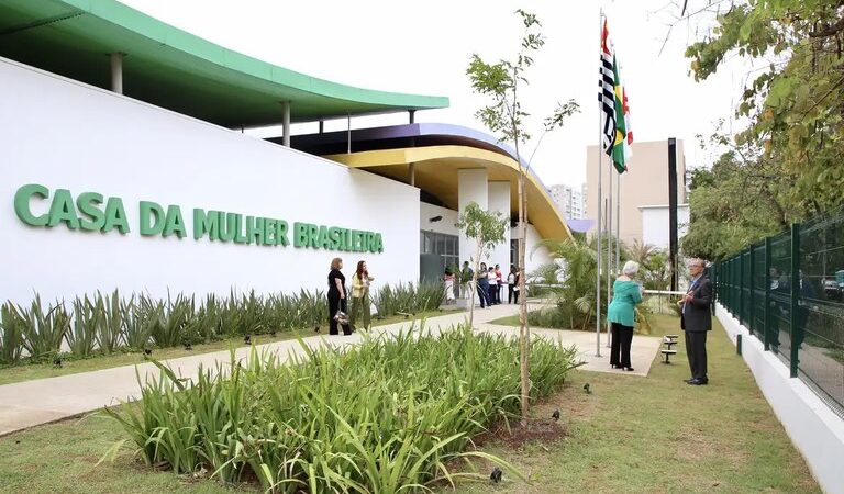 Governo destinou R$ 215,9 bilhões a 91 ações orçamentárias para mulheres em 2023