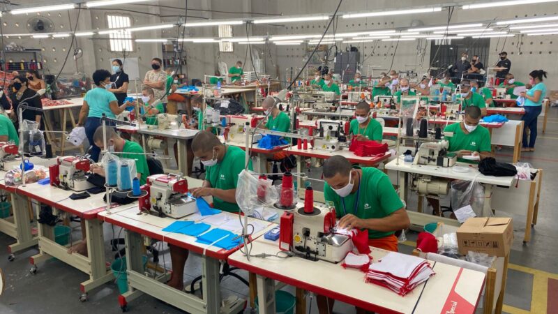 Geração de empregos para internos do sistema prisional cearense é reconhecida nacionalmente pelo Selo Resgata