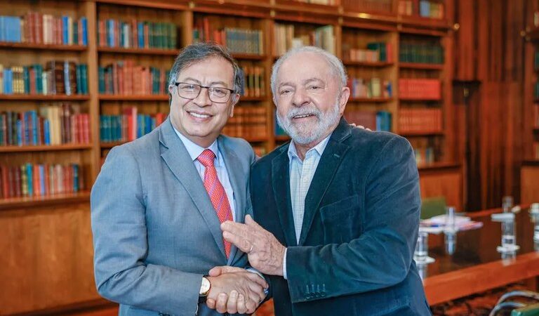 Veja os assuntos que serão tratados na visita de Lula à Colômbia