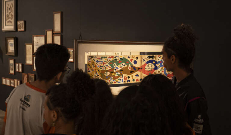 Aula aberta, oficina imersiva e despedida da exposição “Leonilson e Das Amizades” encerram maio na Pinacoteca