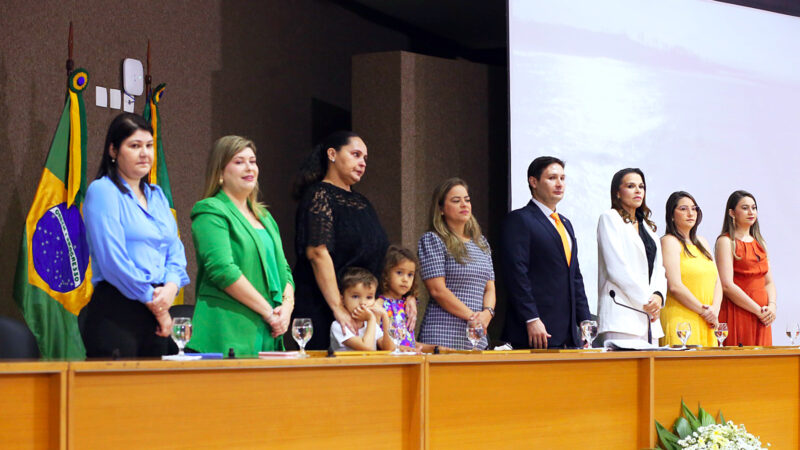 Autoridades reconhecem políticas de combate às drogas em sessão solene na Alece