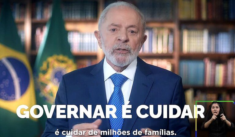 Lula apresenta balanço de governo e celebra: ‘O Brasil se reencontrou com a civilização’