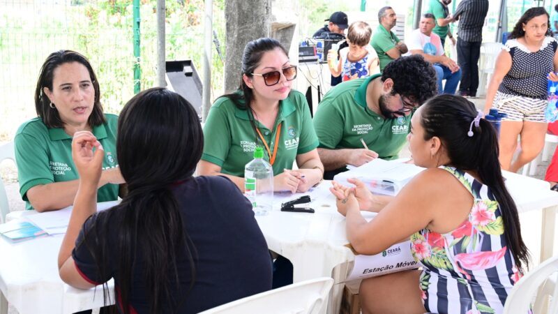 Projeto Acolher leva serviços de cidadania à Praia do Futuro