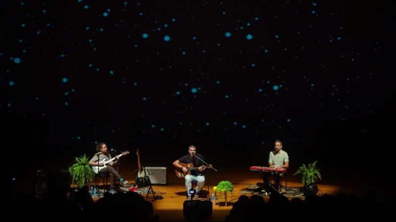 Cantor e compositor paraibano Seu Pereira apresenta trabalho solo no Teatro Dragão do Mar, nesta sexta-feira (30)