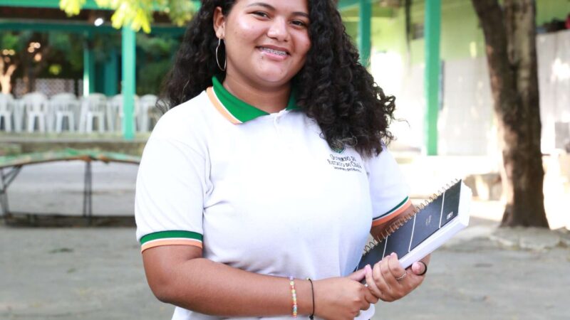 Inscrições do concurso para escolher fardamento da rede estadual terminam nesta terça (7)