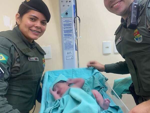 PMCE ajuda mulher a dar à luz em Maracanaú