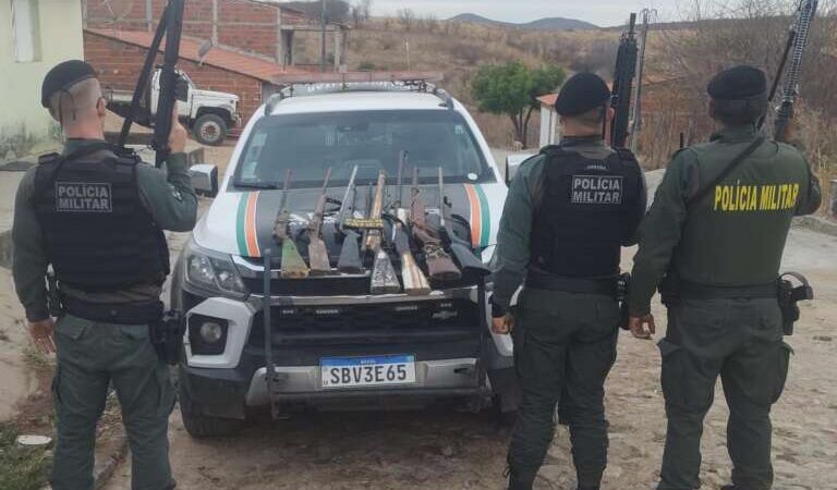 Sete armas de fogo são apreendidas pela Polícia Militar em Saboeiro