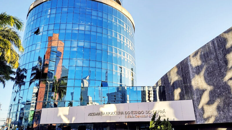 Dia da Literatura Cearense é comemorado em sessão solene na Alece nesta sexta