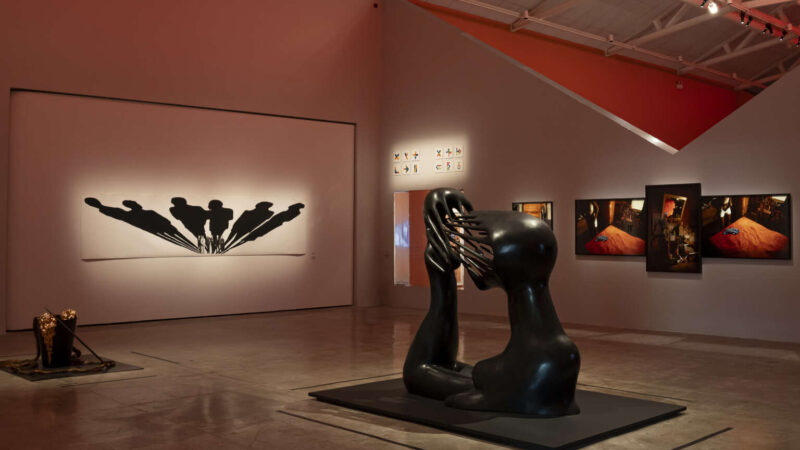 Conversa de Ateliê, na Pinacoteca do Ceará, debate concepção de exposições com Veronica Stigger