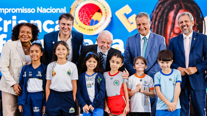 Pelo segundo ano consecutivo, Ceará conquista categoria ouro no Selo Nacional Compromisso com a Alfabetização